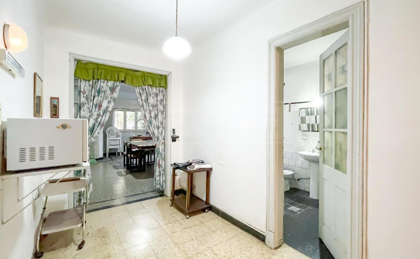 Foto de Chalet 3 dormitorios Venta - Florida Mitre/Este, imagen 4