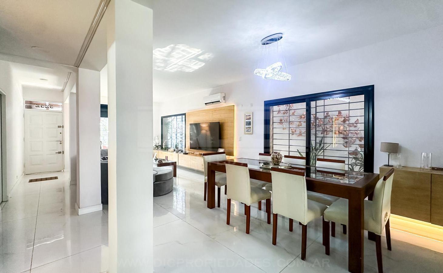 Foto de Casa 5 dormitorios Venta - Florida Oeste, imagen 4