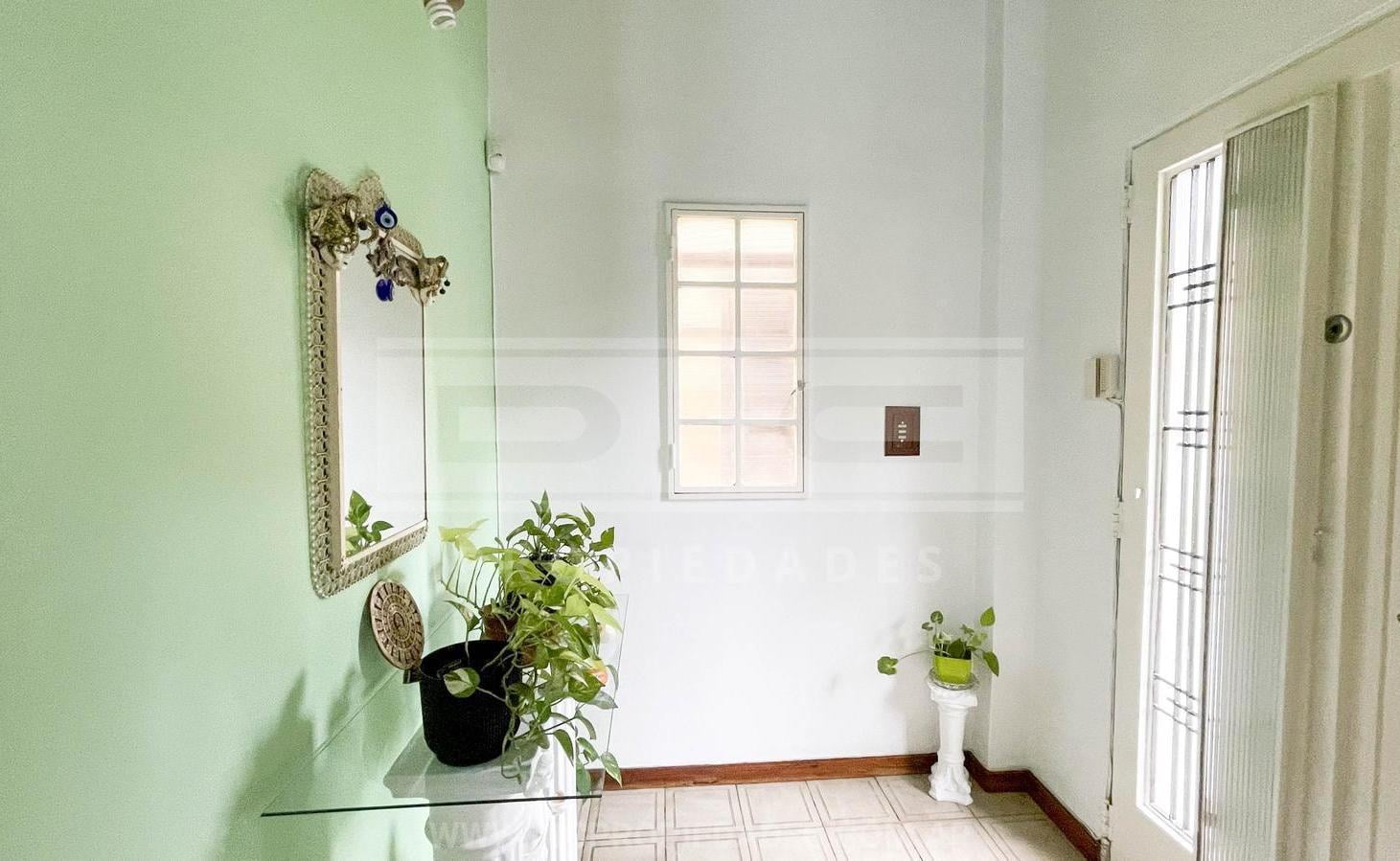 Foto de Casa 4 dormitorios Venta - Florida Mitre/Este, imagen 1
