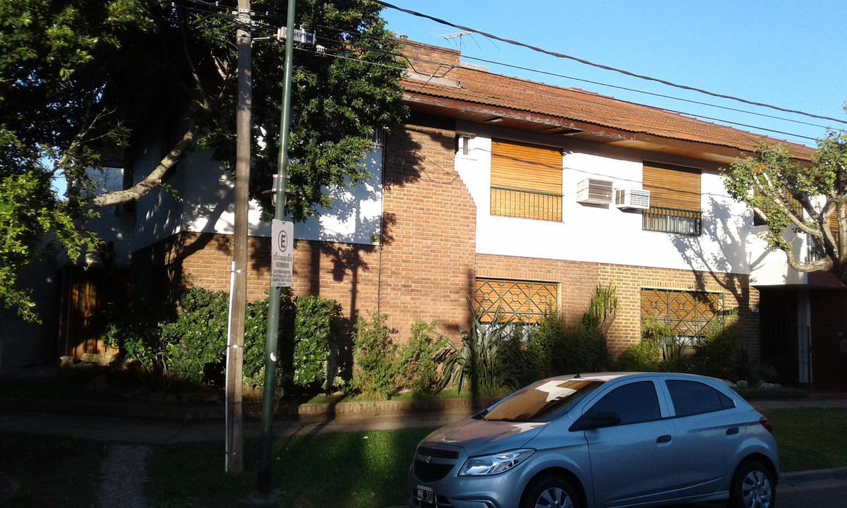 Foto de Importante Dx 5 amb en exc ubicac. Gge, patio y terraza., imagen 1