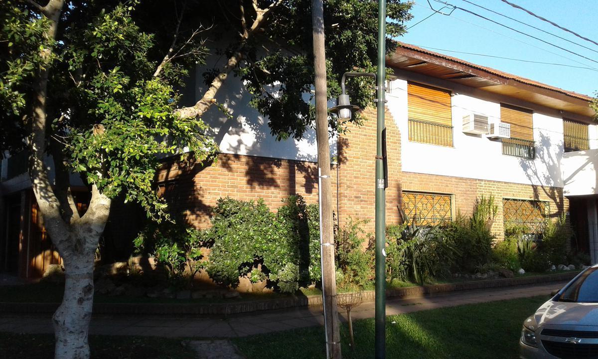 Foto de Importante Dx 5 amb en exc ubicac. Gge, patio y terraza., imagen 5