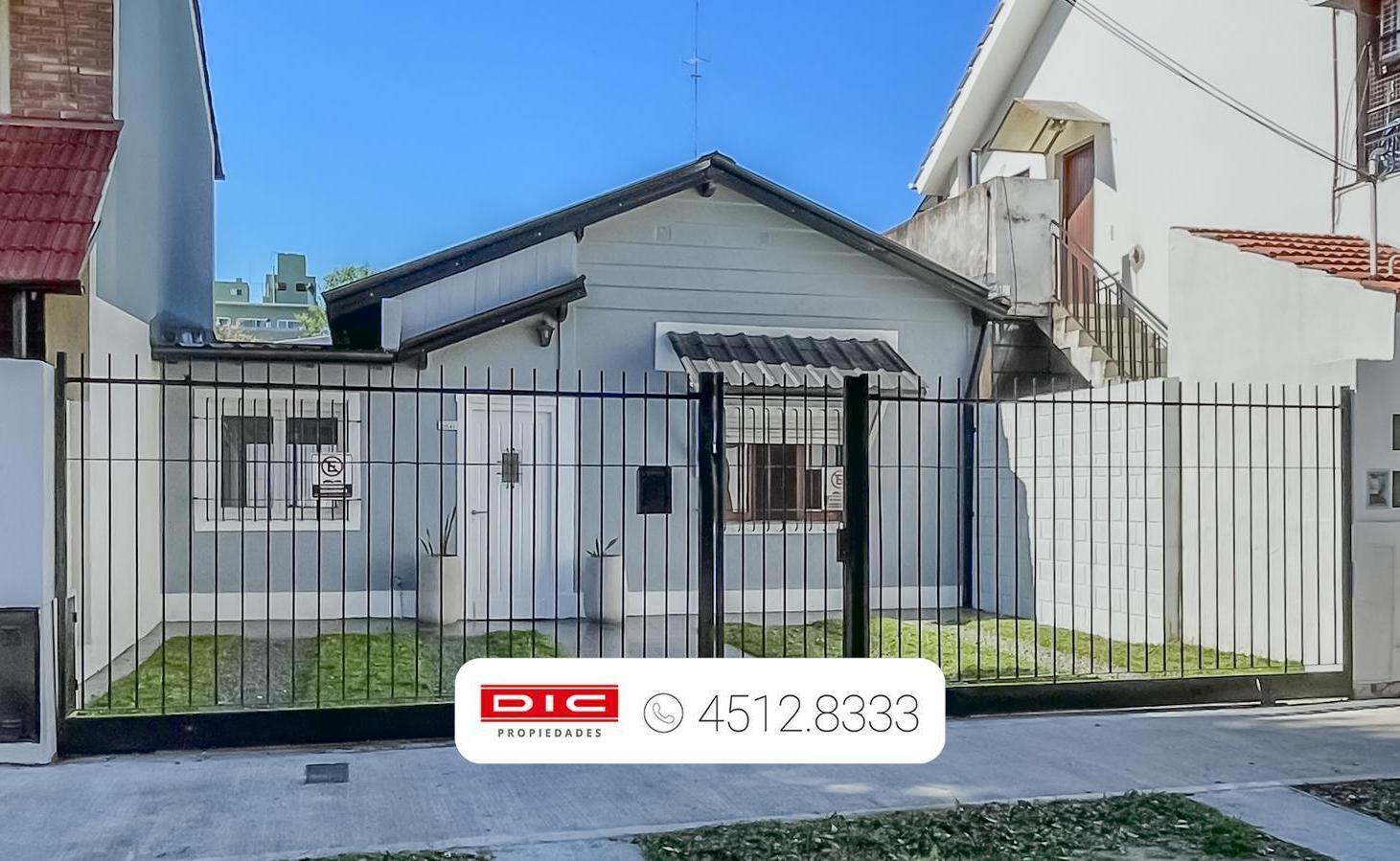 Foto de Casa 2 dormitorios Venta - Munro, imagen 1