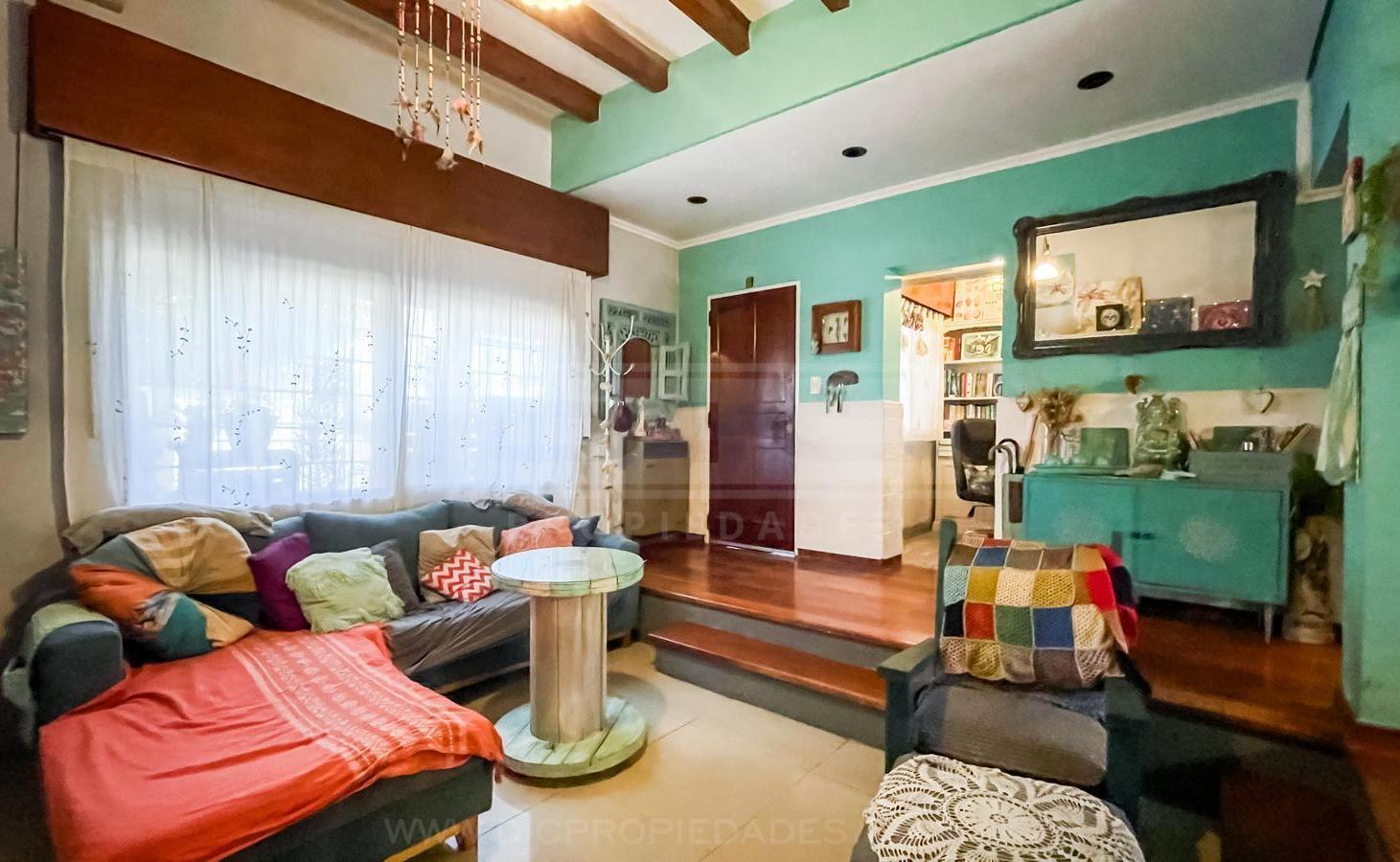 Foto de Casa 3 dormitorios Venta - Carapachay, imagen 3
