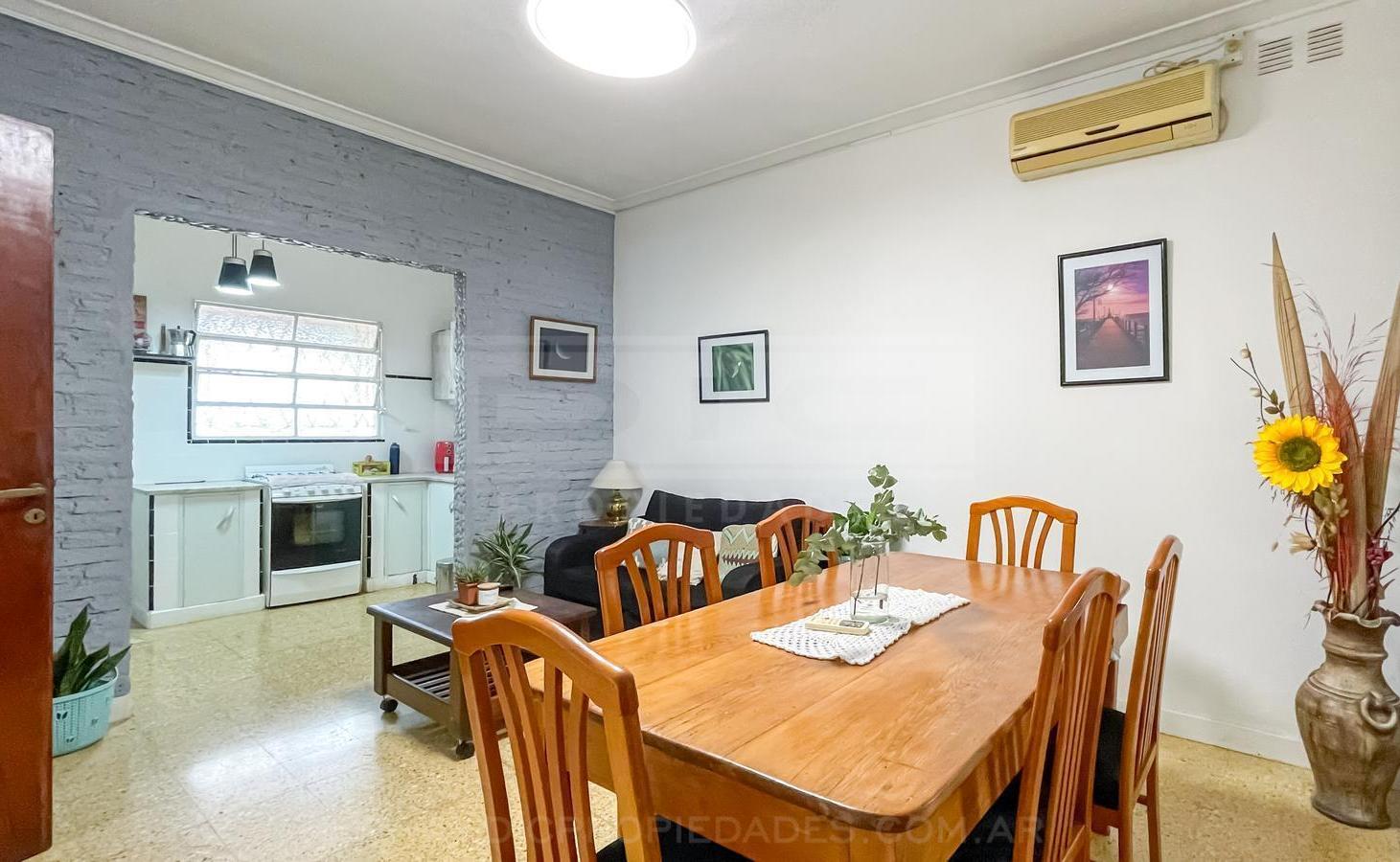 Foto de Chalet 2 dormitorios Venta - Villa Adelina, imagen 4