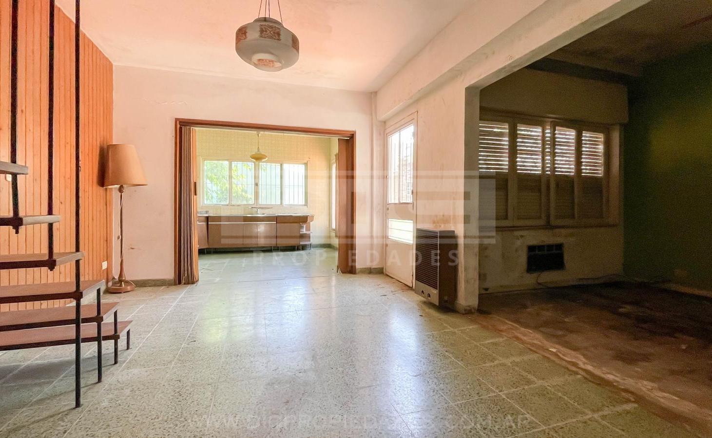 Foto de Casa 2 dormitorios Venta - Munro, imagen 2