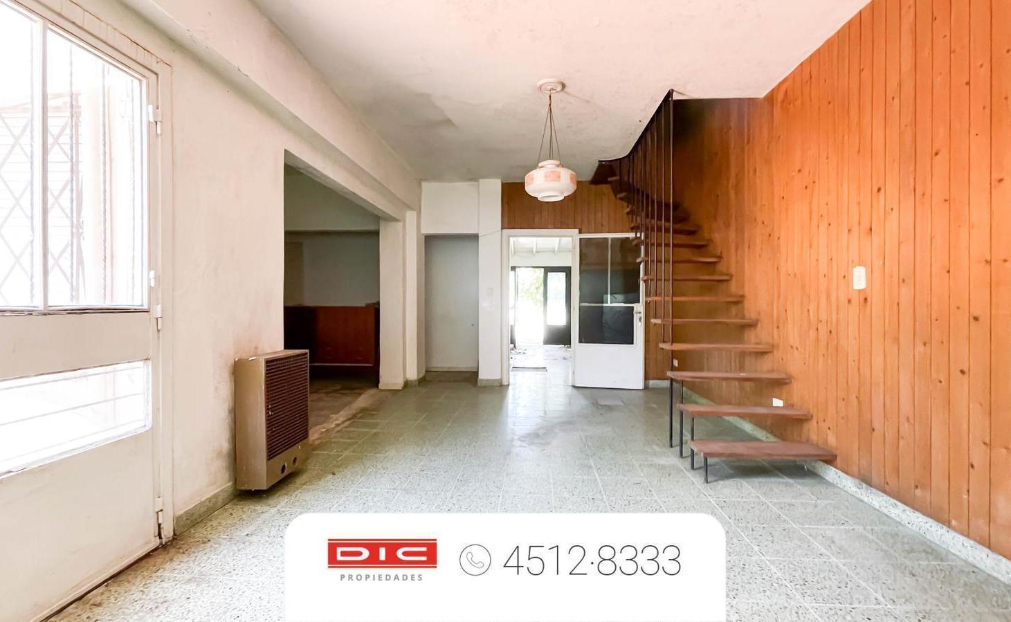 Foto de Casa 2 dormitorios Venta - Munro, imagen 1