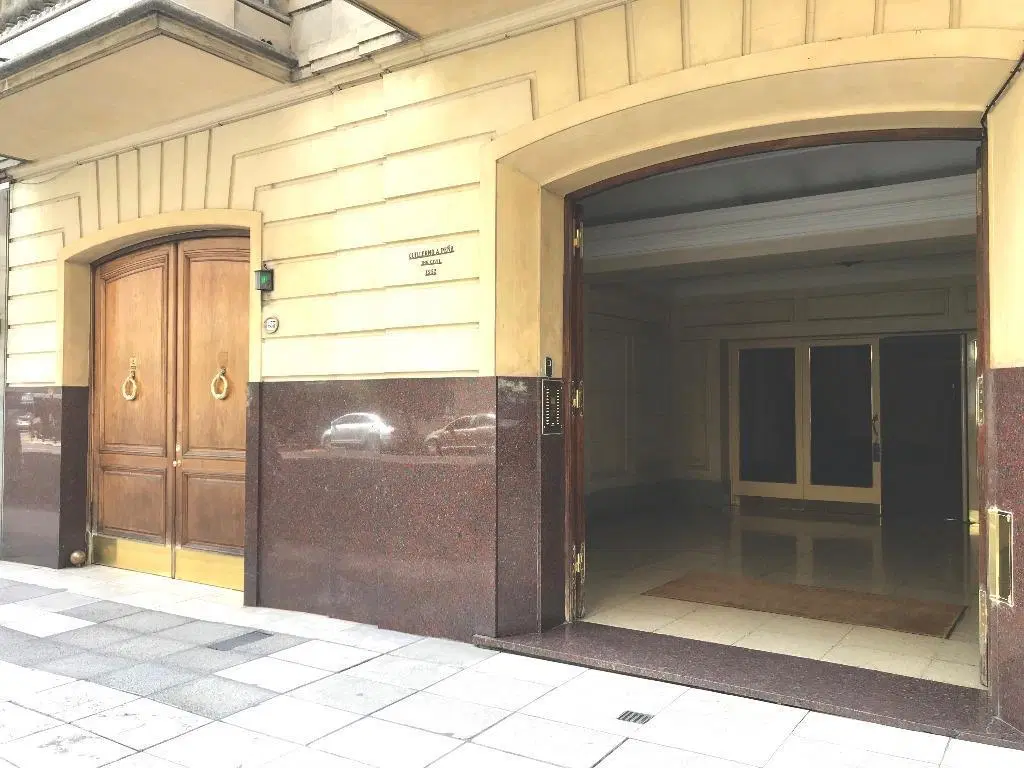 VENTA CUATRO AMBIENTES RECOLETA 1