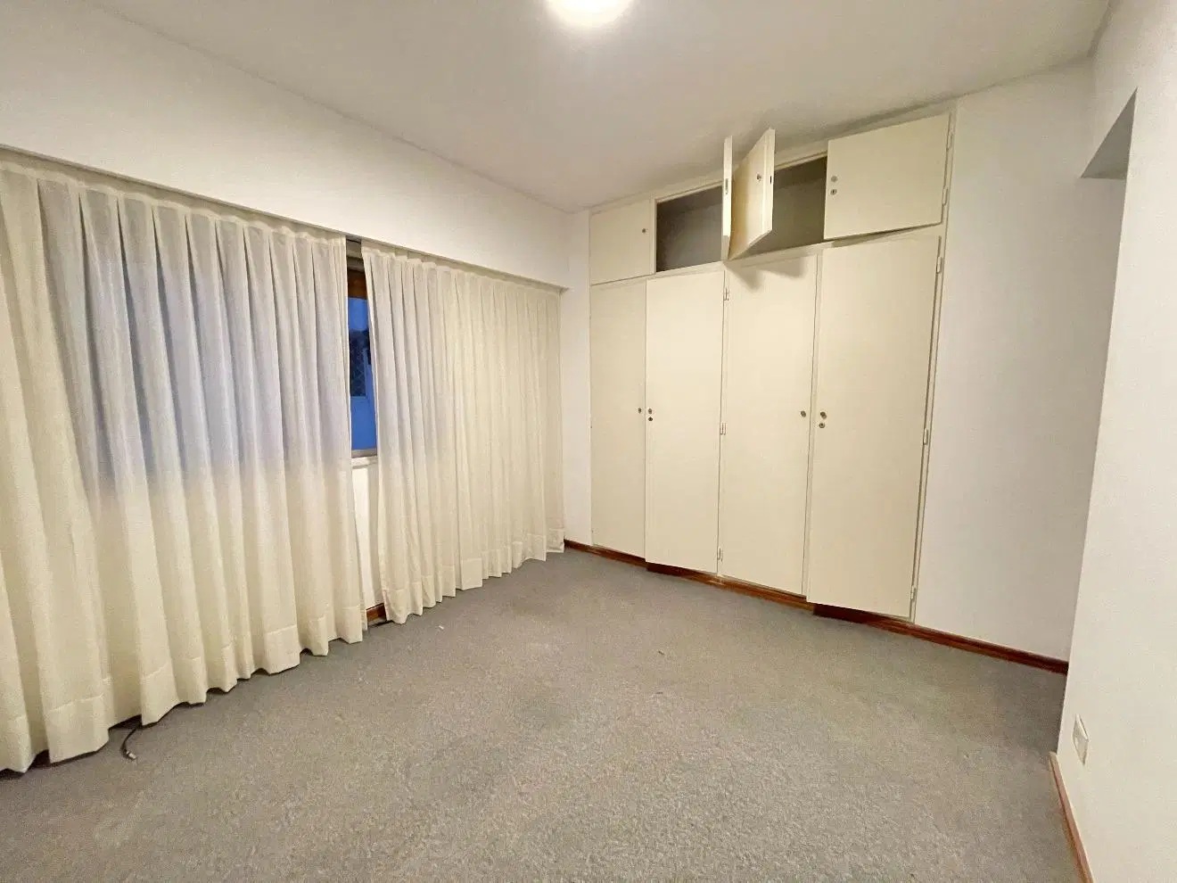 VENTA Recoleta Dos domitorios y dep COCHERA 8