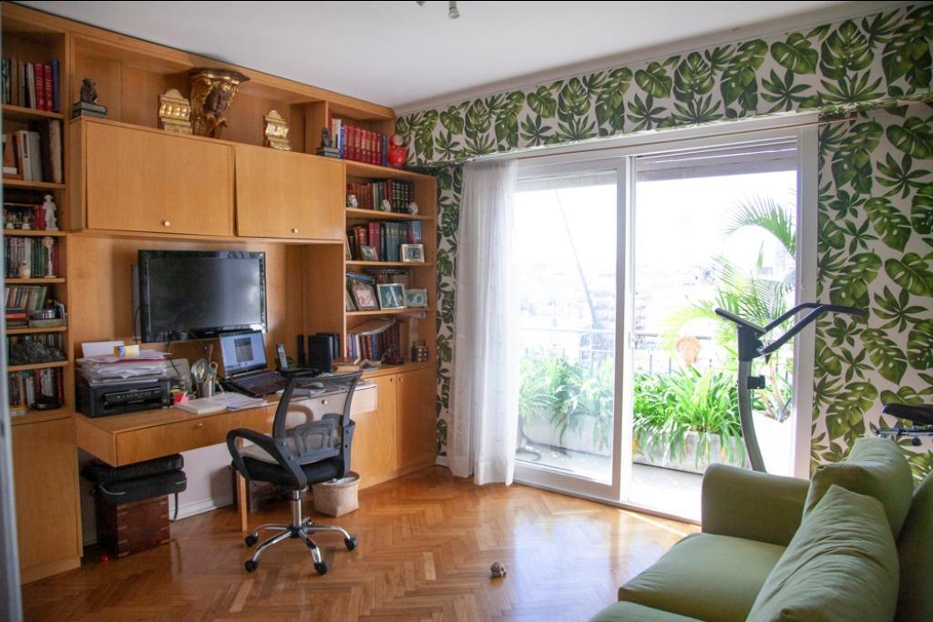 Foto de EXCELENTE DEPARTAMENTO DE TRES DORMITORIOS CON COCHERA Y SEGURIDAD, imagen 3