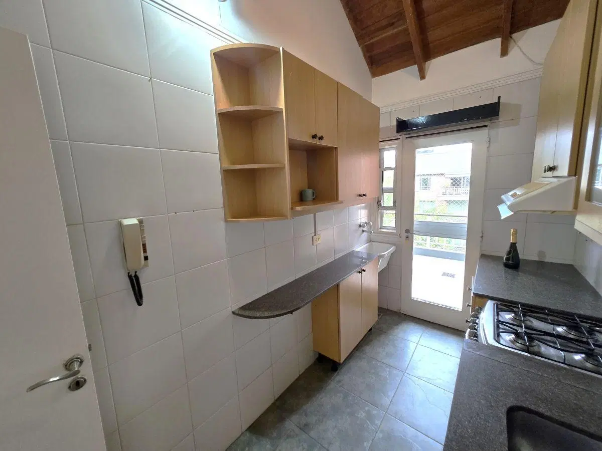 Departamento EN VENTA en Jardines de San Isidro cochera doble + baulera 2