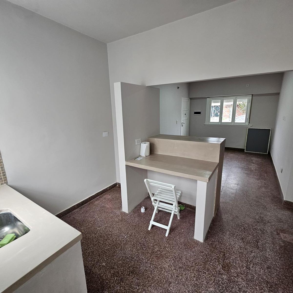 Casa-Llavallol-APTA A CREDITO-2 DORMITORIOS-ALquiler