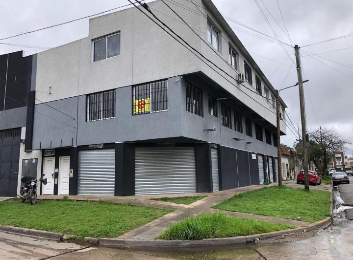 Departamento - Alquiler - Llavallol 3 dormitorio - 2 baños 1
