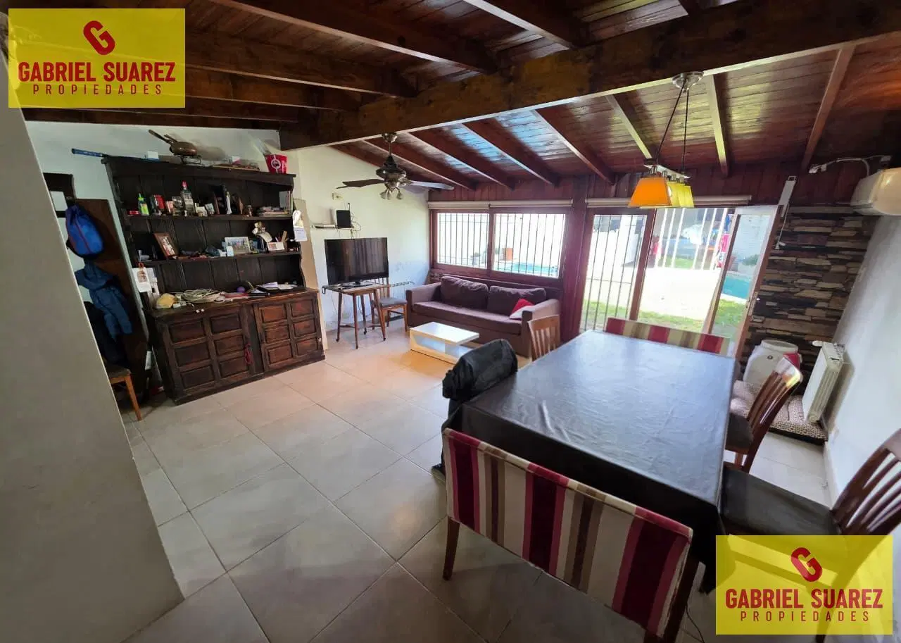Impecable Chalet Remodelado en José Mármol - Lote 8.66x28 - Quincho A Estrenar, Piscina y Calefacció 2