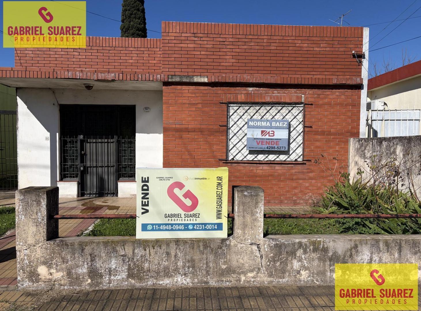 Foto de Casa techos de losa - Entrada pasante auto - Terreno libre - Apto, imagen 2