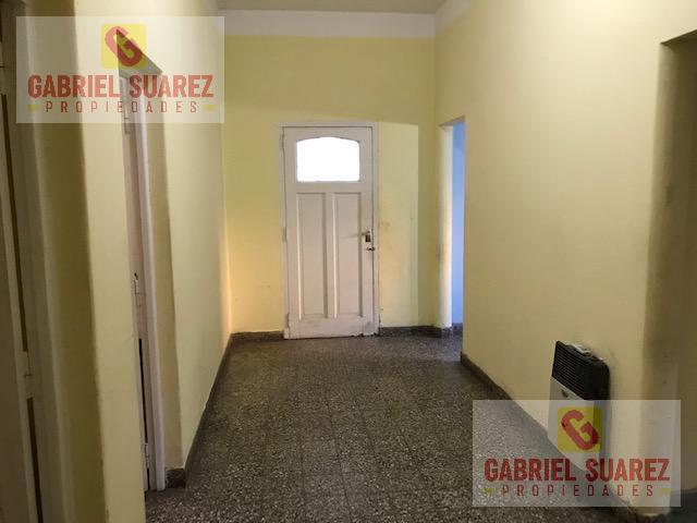 Foto de Casa 2 dormitorios, garaje, terreno libre - Venta directa, imagen 3