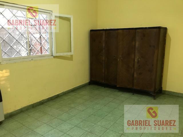 Foto de Casa 2 dormitorios, garaje, terreno libre - Venta directa, imagen 4