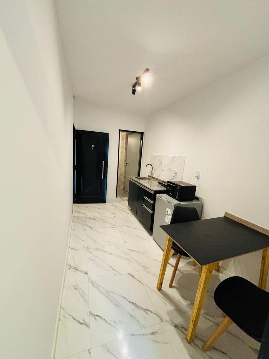 Venta de 11 Departamentos en Block con Renta en Dolares 2