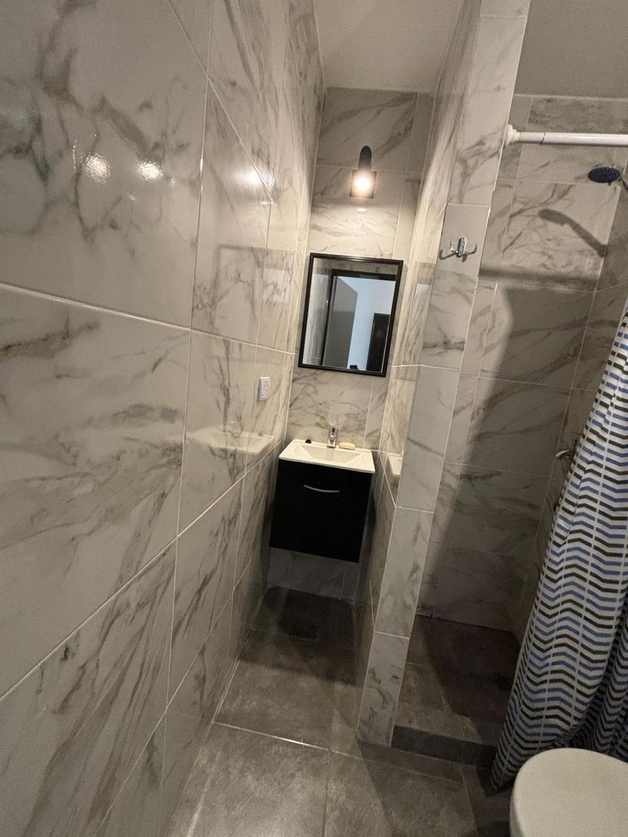 Venta de 11 Departamentos en Block con Renta en Dolares 3