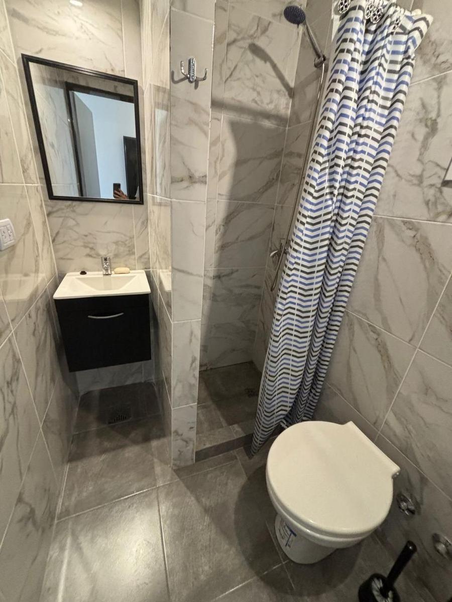 Venta de 11 Departamentos en Block con Renta en Dolares 4