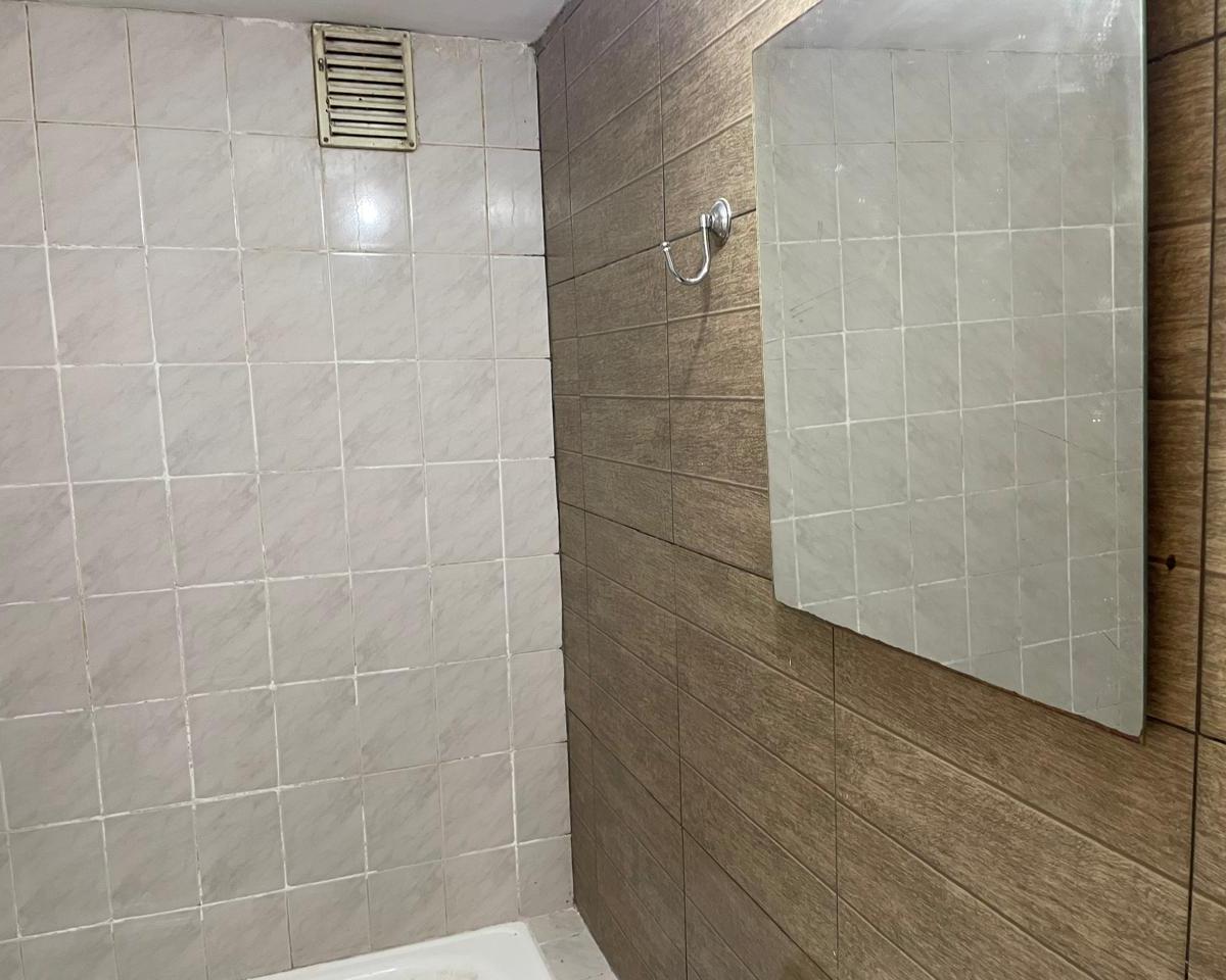 Departamento en Venta de 2 Amb en Torres Pueyrredon 4