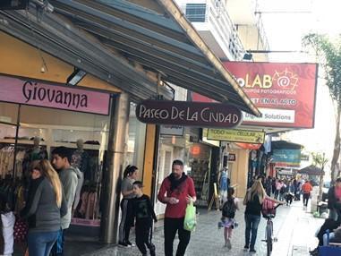 Foto de Galería en Venta con frente a 2 calles, imagen 2