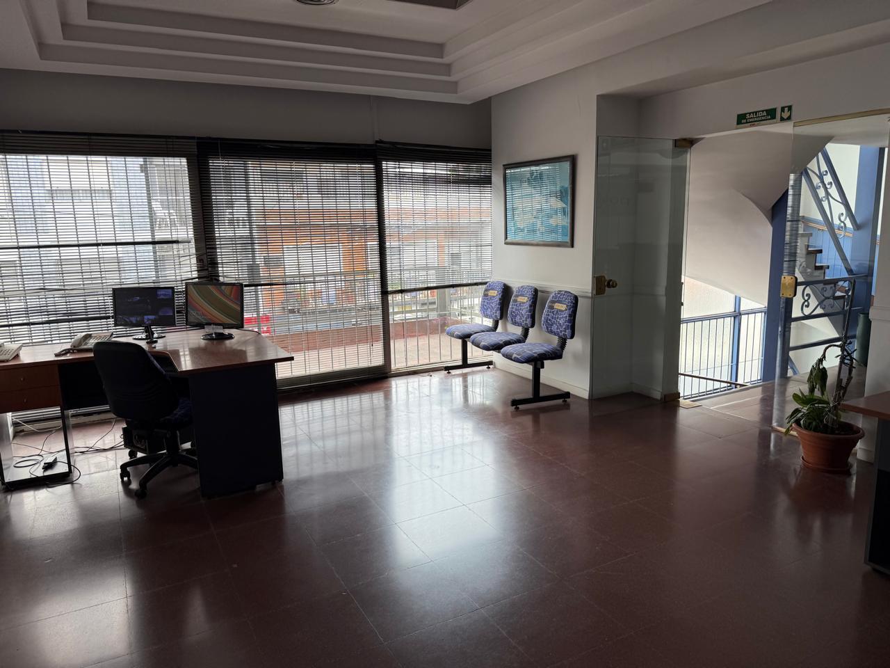 oficinas con entrada independiente