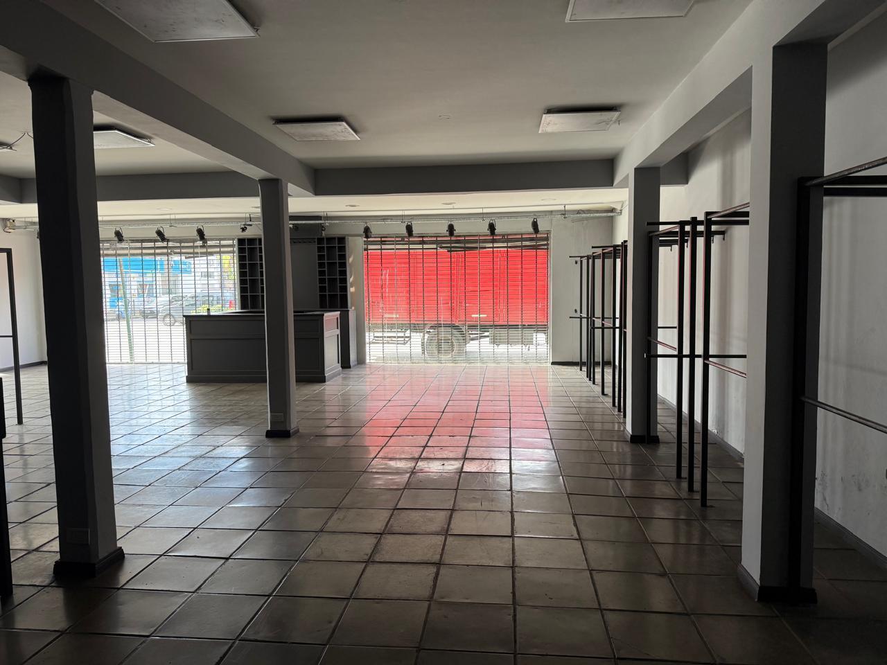 Foto de Local en alquiler Lomas de Zamora, imagen 3