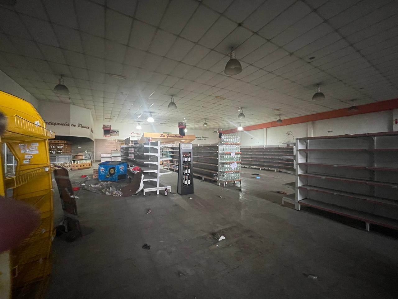 Foto de Local 1500m2 de planta libre ideal supermercado venta, imagen 3