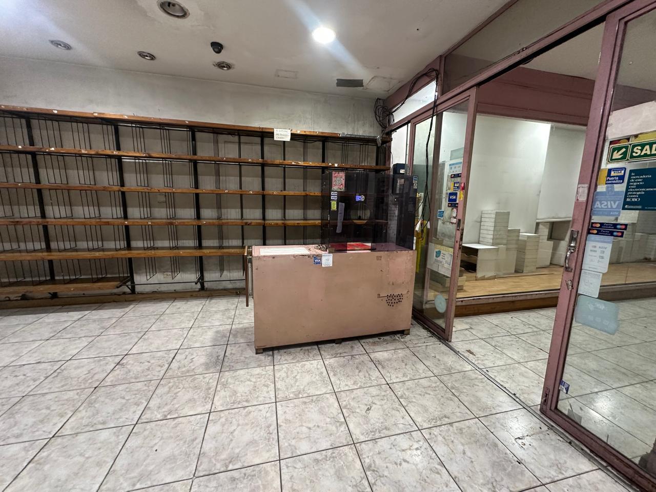 Foto de Local de 100 metros en el centro Pompeya, imagen 5