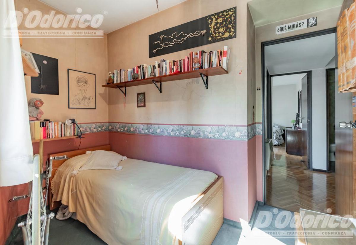 Departamento de 4 Dorm., Espacio Guarda Coche Fijo, Cubierto y Baulera en Venta en Caballito 4