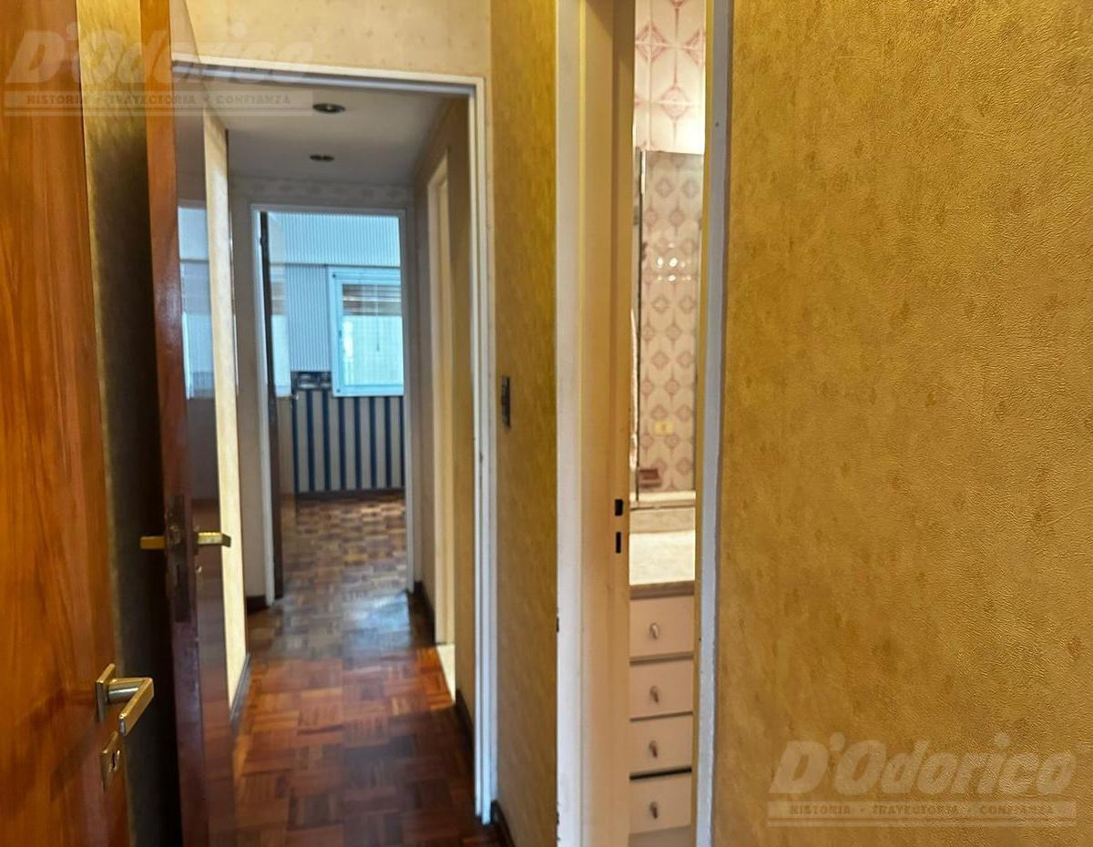 Semi Piso de 3 Dorm., Cochera y Baulera en Venta en Caballito. 5