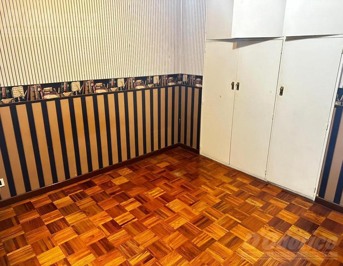 Semi Piso de 3 Dorm., Cochera y Baulera en Venta en Caballito. 5