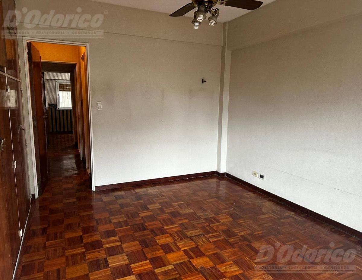 Semi Piso de 3 Dorm., Cochera y Baulera en Venta en Caballito. 4
