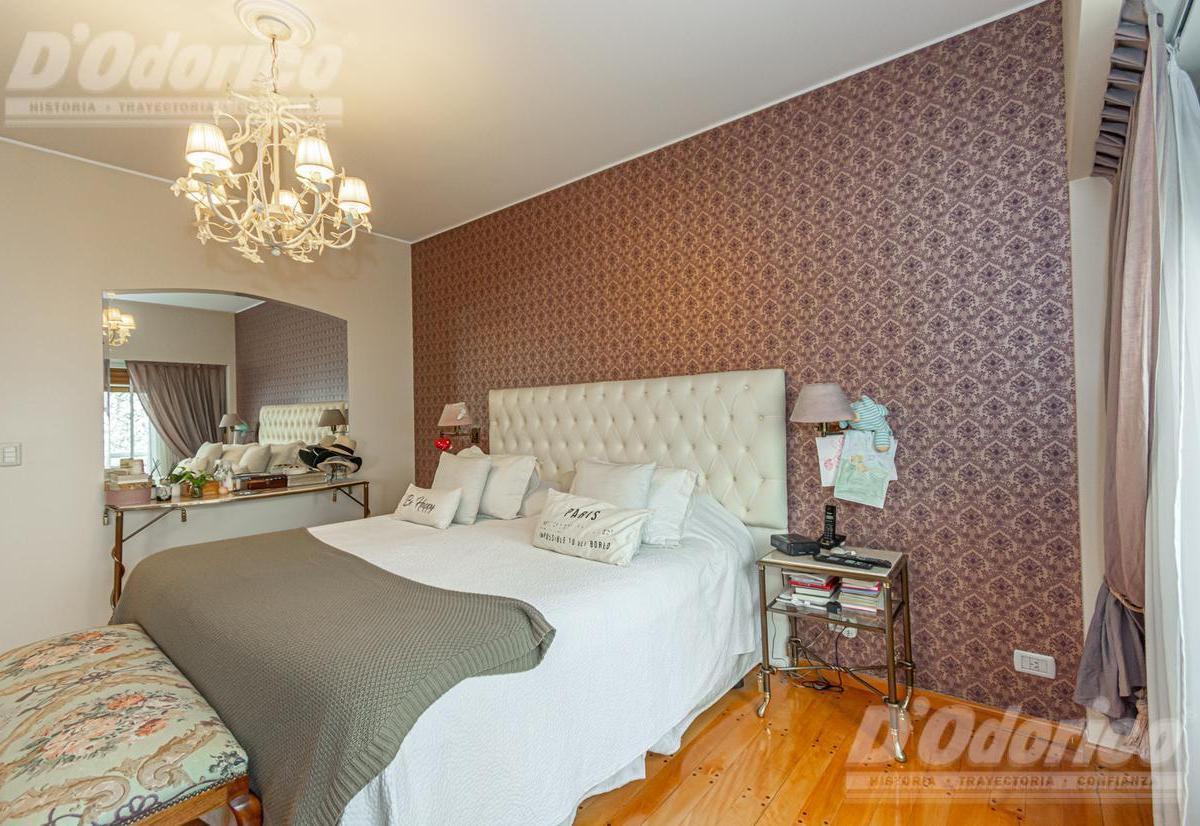 Exclusivo Piso de 4 Dorm. en Suite 2 Cocheras y Baulera en Venta en Flores. 3