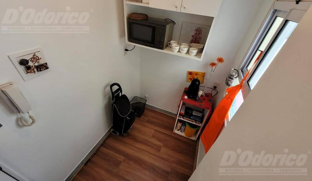 Departamento de 2 Dorm. con Cochera y Baulera en Venta en Caballito 1
