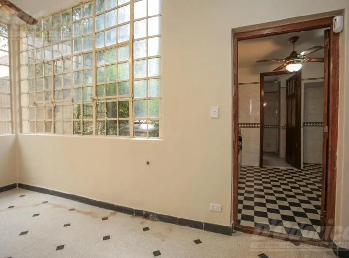 Casa en Alquiler en Belgrano R - Exclusivo uso comercial y/o profesional. 4