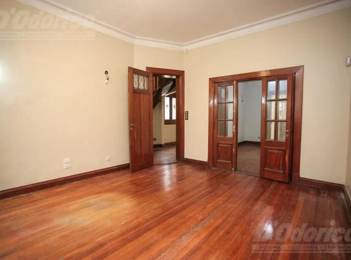 Casa en Alquiler en Belgrano R - Exclusivo uso comercial y/o profesional. 1