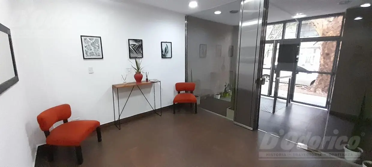 Departamento de 2 ambientes  en venta en Flores. Apto Profesional. 4