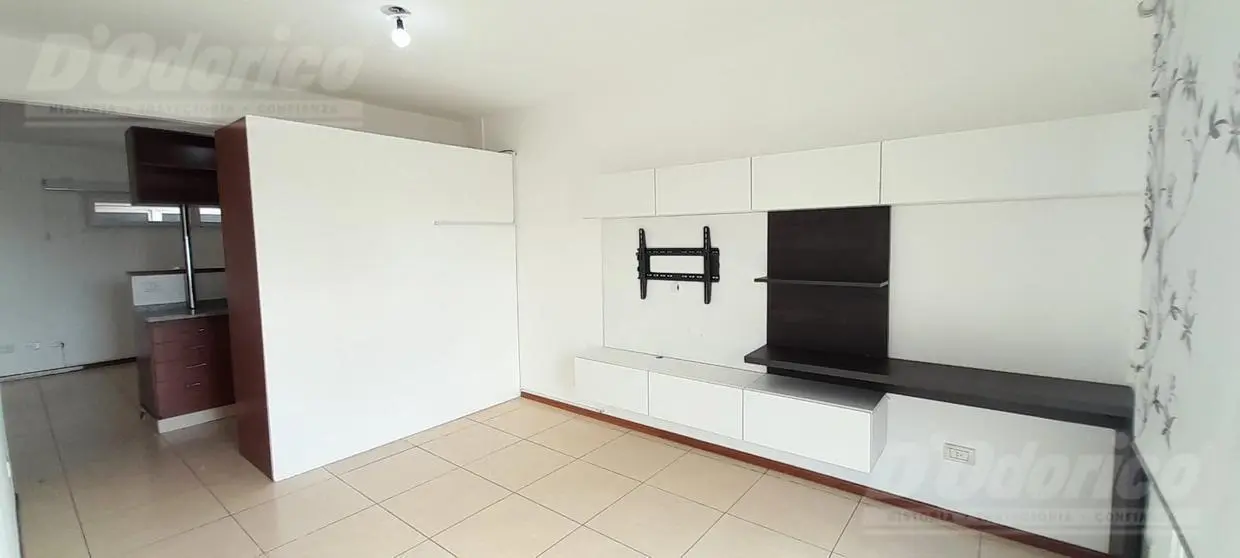 Departamento de 2 ambientes  en venta en Flores. Apto Profesional. 5