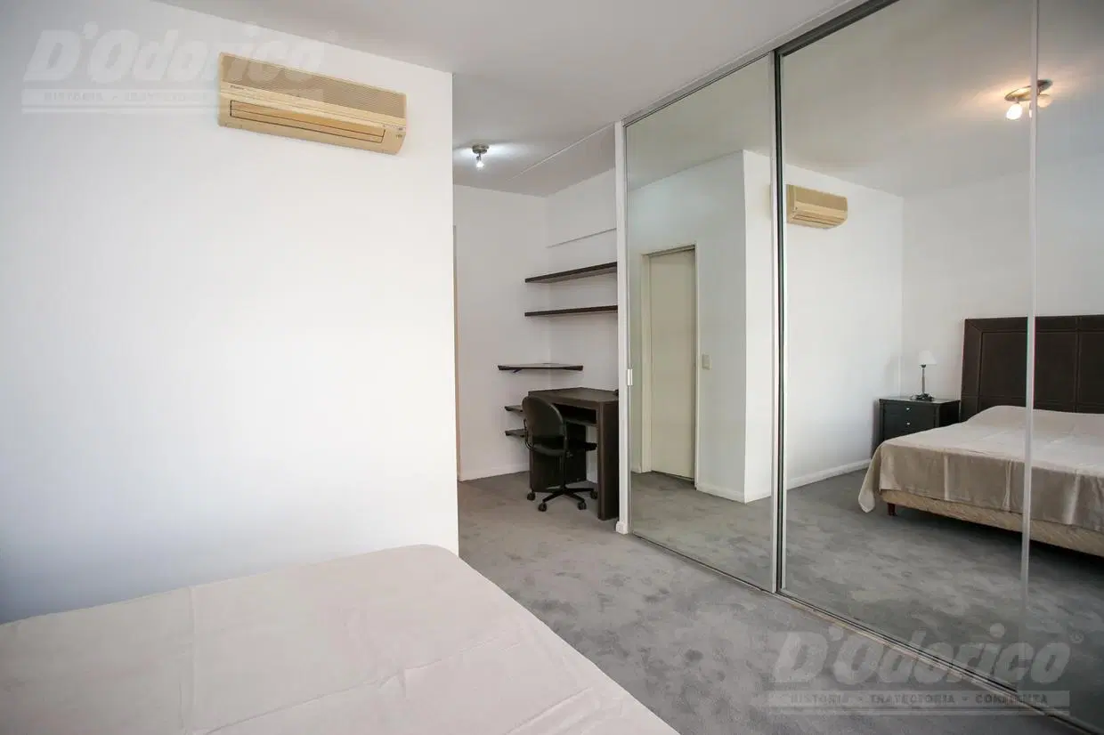 Departamento en Alquiler de 2 Dormitorios con cochera fija en Palermo Chico. 3