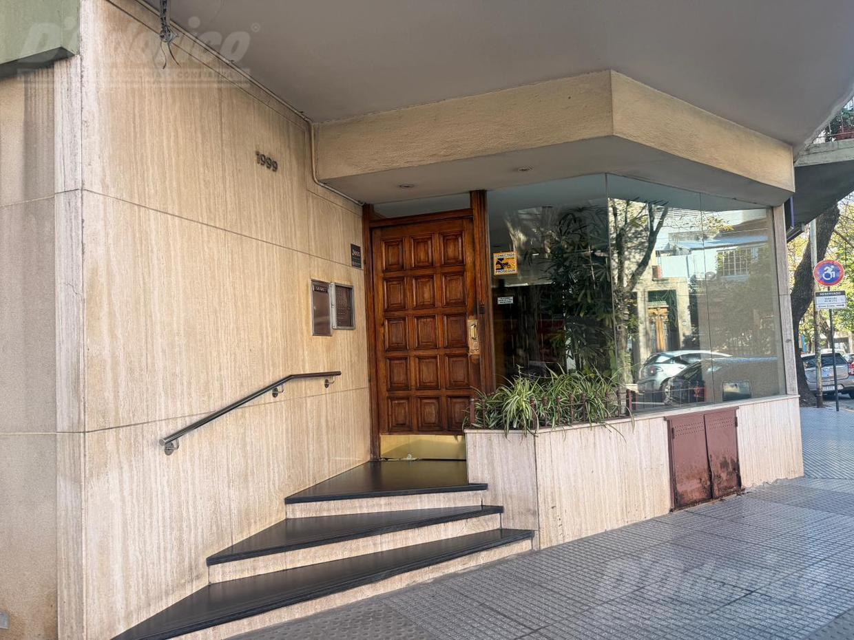 Departamento de 1 dormitorio en venta en Flores