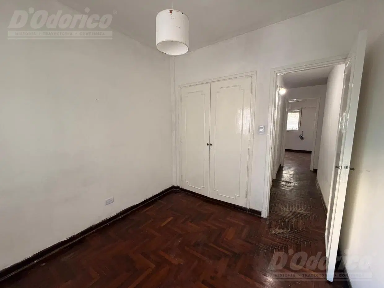 Departamento de 2 dormitorios en alquiler en Caballito 3