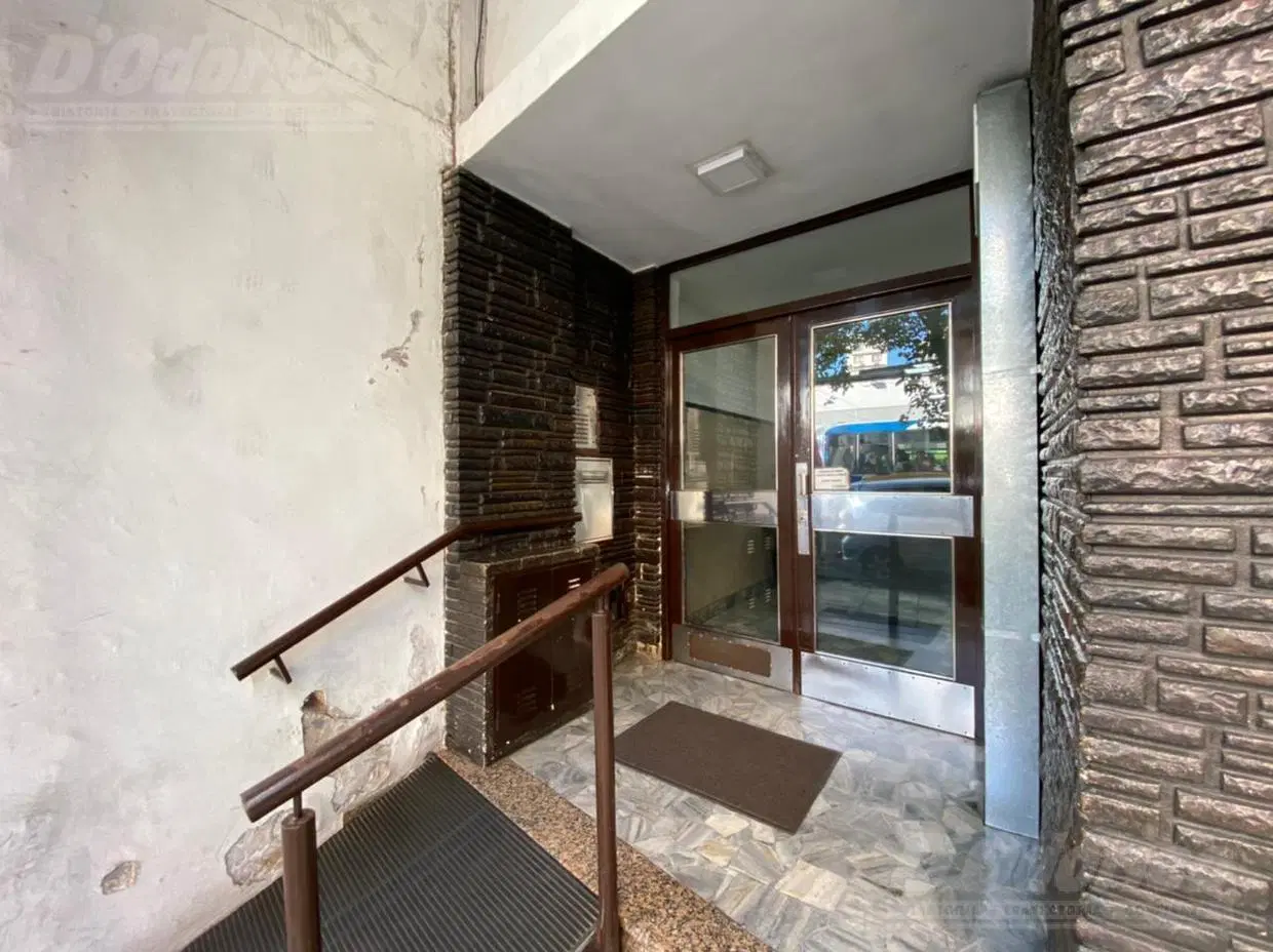 Departamento de 2 dormitorios en alquiler en Caballito 1