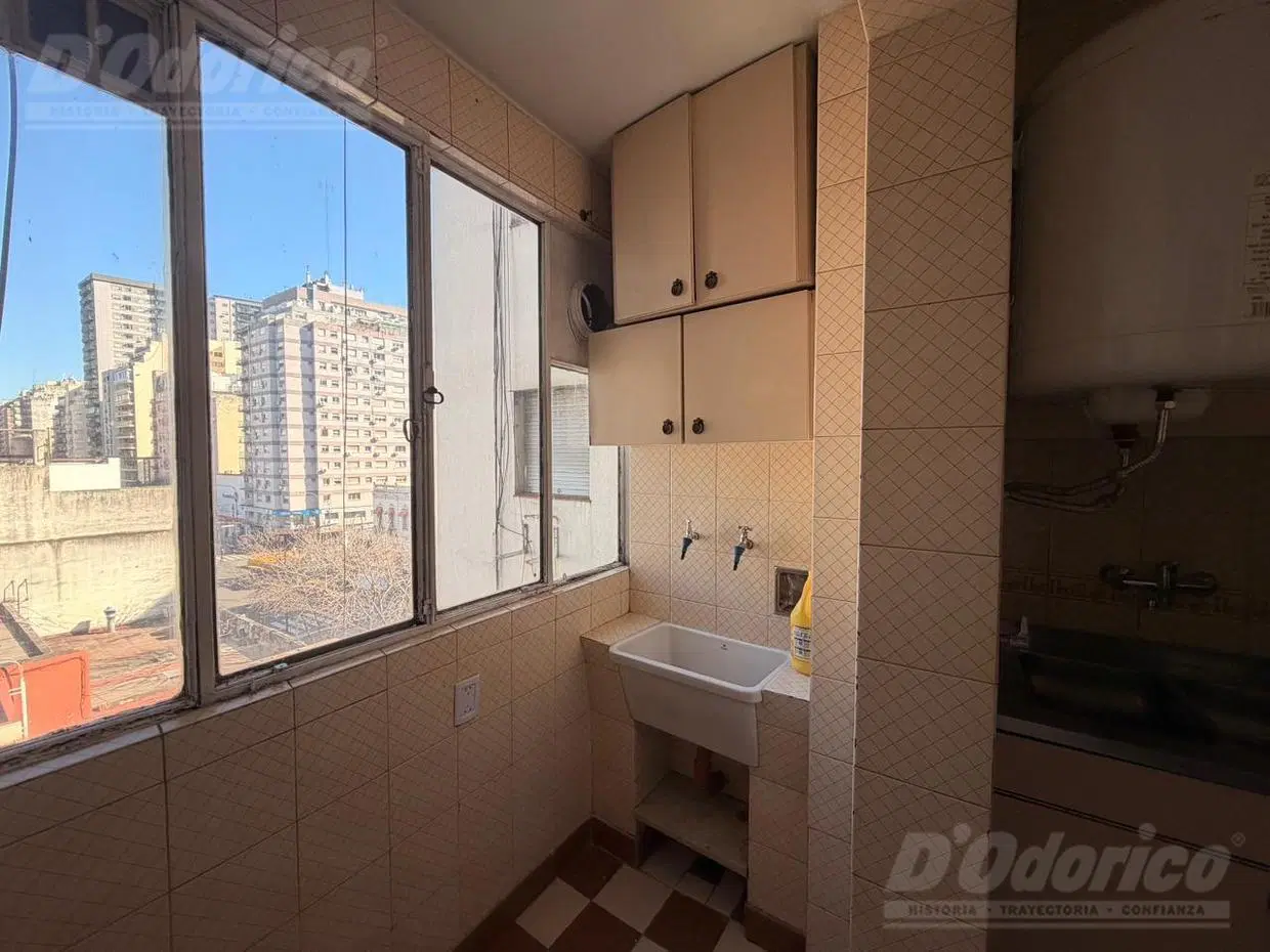 Departamento de 2 dormitorios en alquiler en Caballito 2