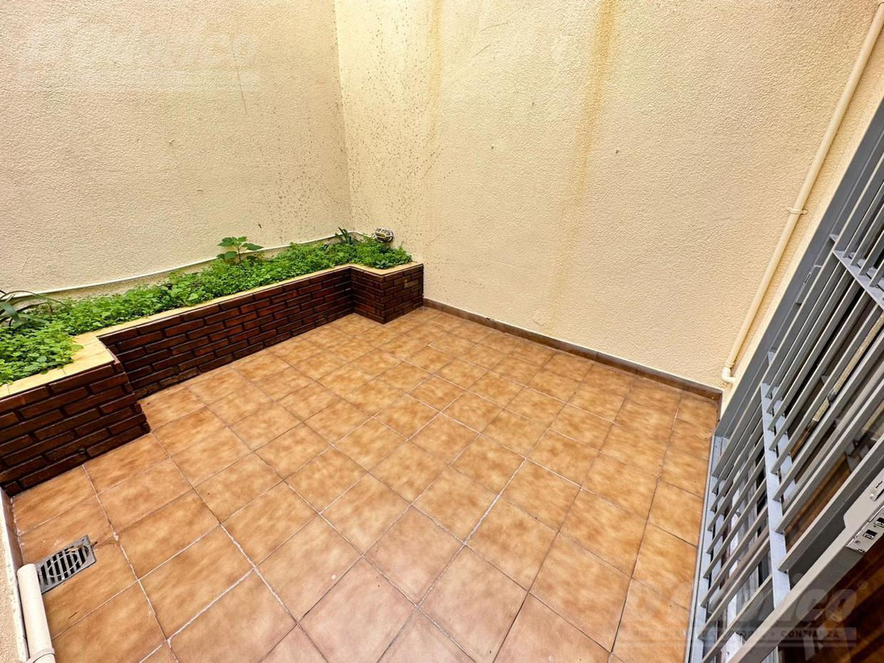 Foto de Dúplex (tipo casa) de 3 dormitorios con cochera en alquiler en, imagen 3