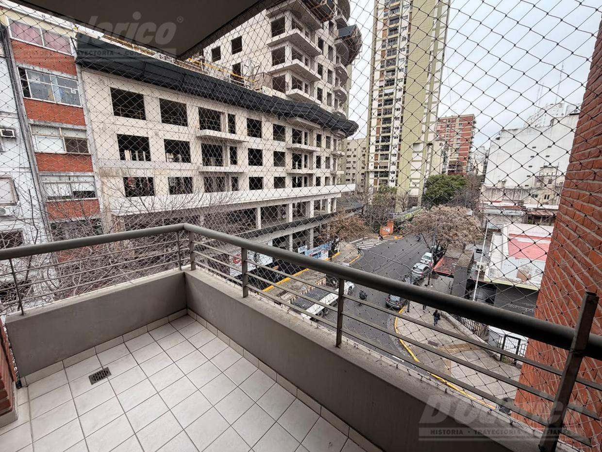 Foto de Departamento de 2 dormitorios y espacio guarda coche en venta en, imagen 5