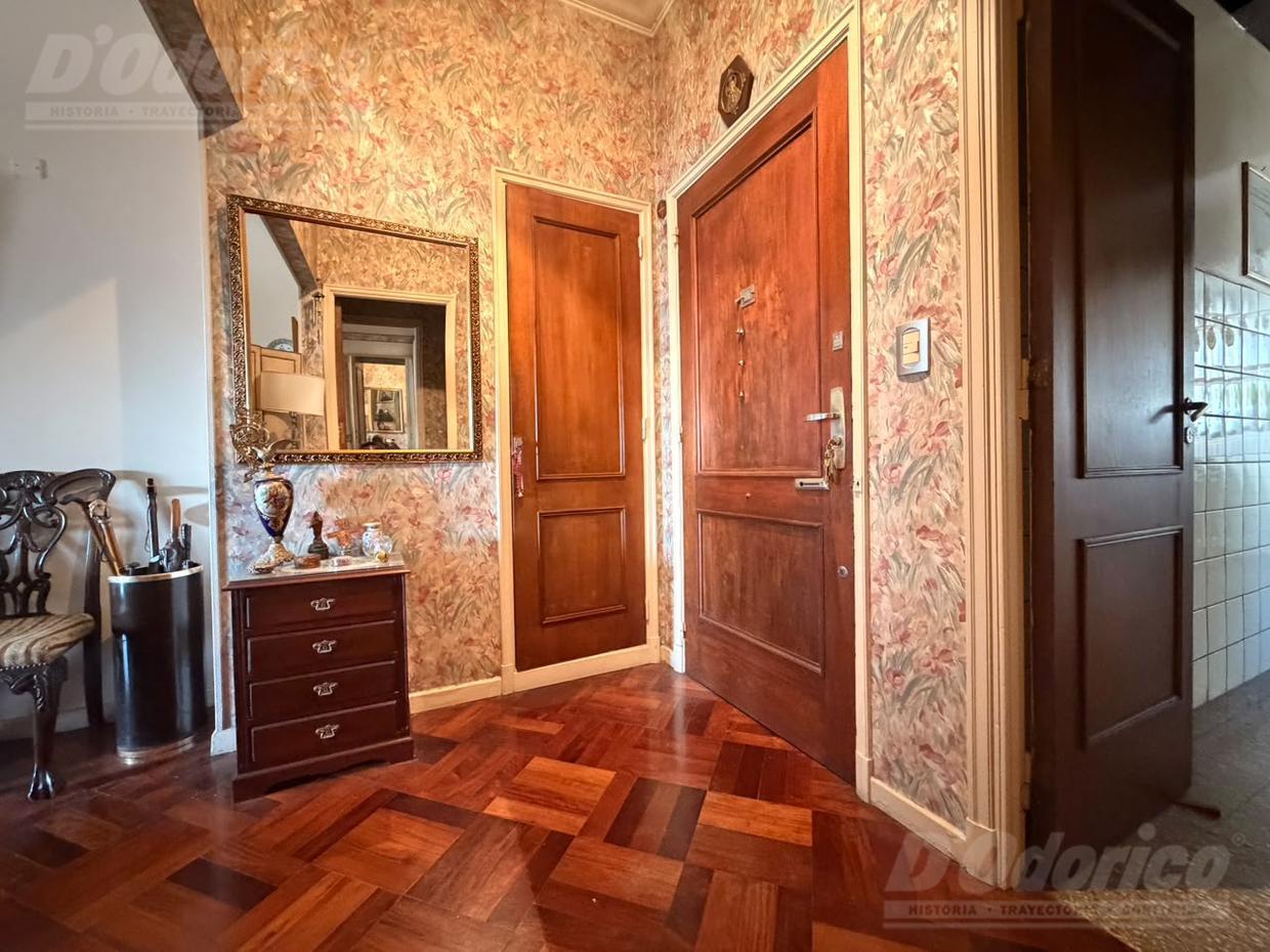 Foto de Departamento de 2 dormitorios c/dep. de servicio en venta en Flores, imagen 4