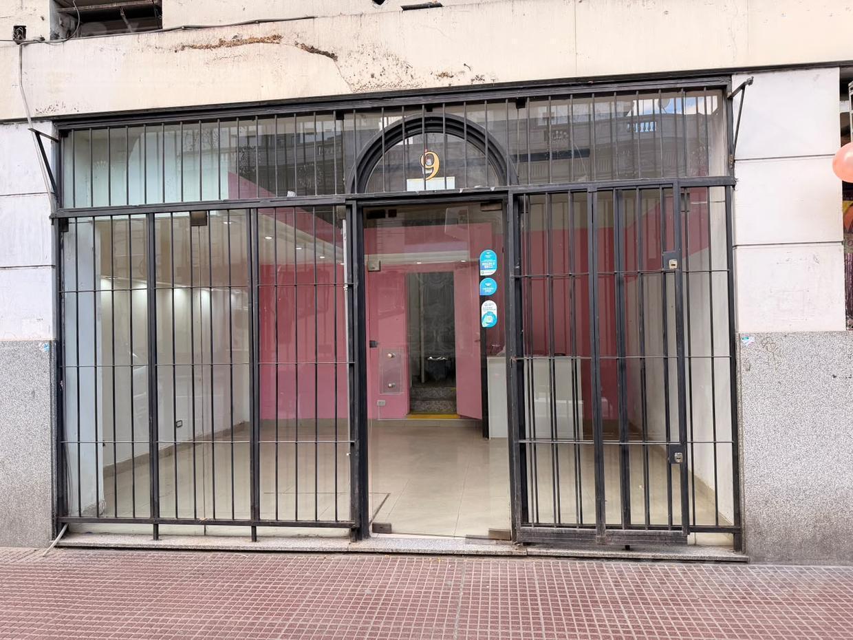 Foto de Local en alquiler en Flores, imagen 3