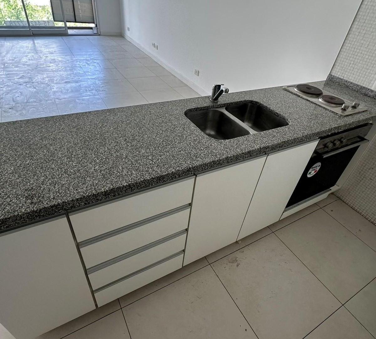 Amplio Monoambiente en Venta en Belgrano 2