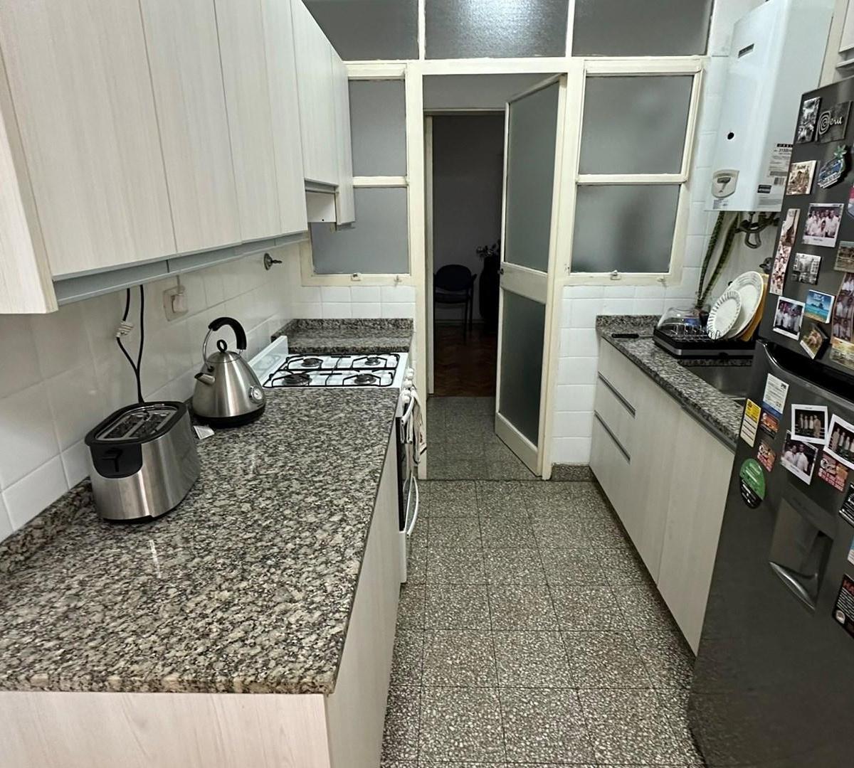Tres Ambientes con Dependencia en Venta en Belgrano 4